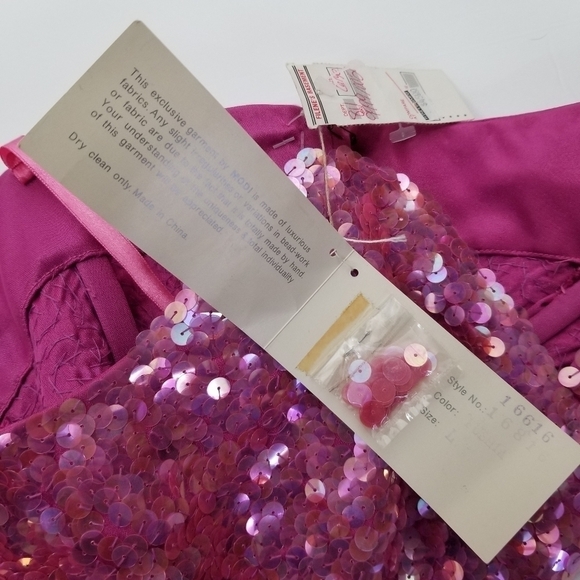 Modi NWT Strapless Mini Dress All Over Heavily Sequin Hot Pink Sweetheart Large - Picture 9 of 11
